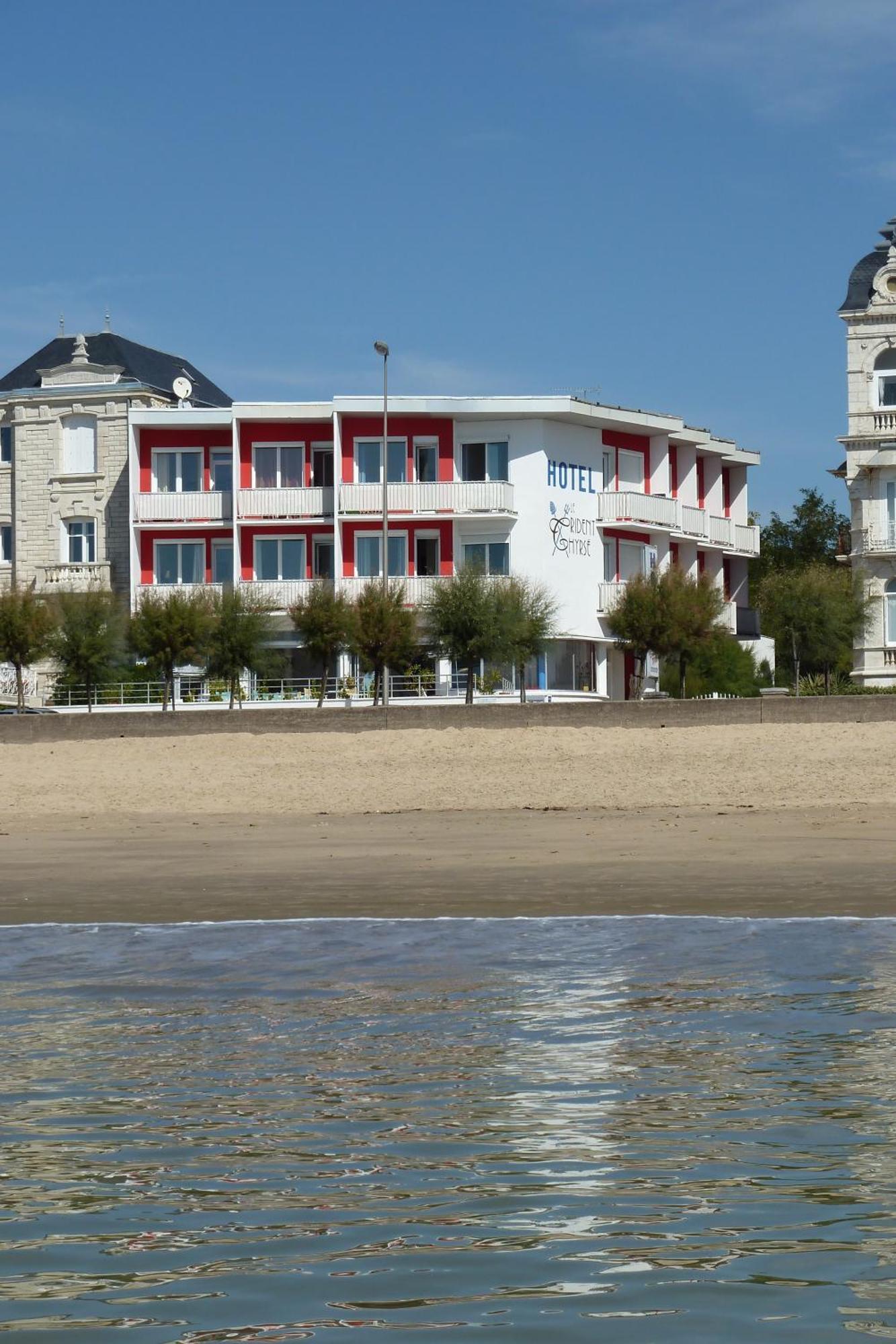 Hotel Le Trident Thyrse Royan Ngoại thất bức ảnh